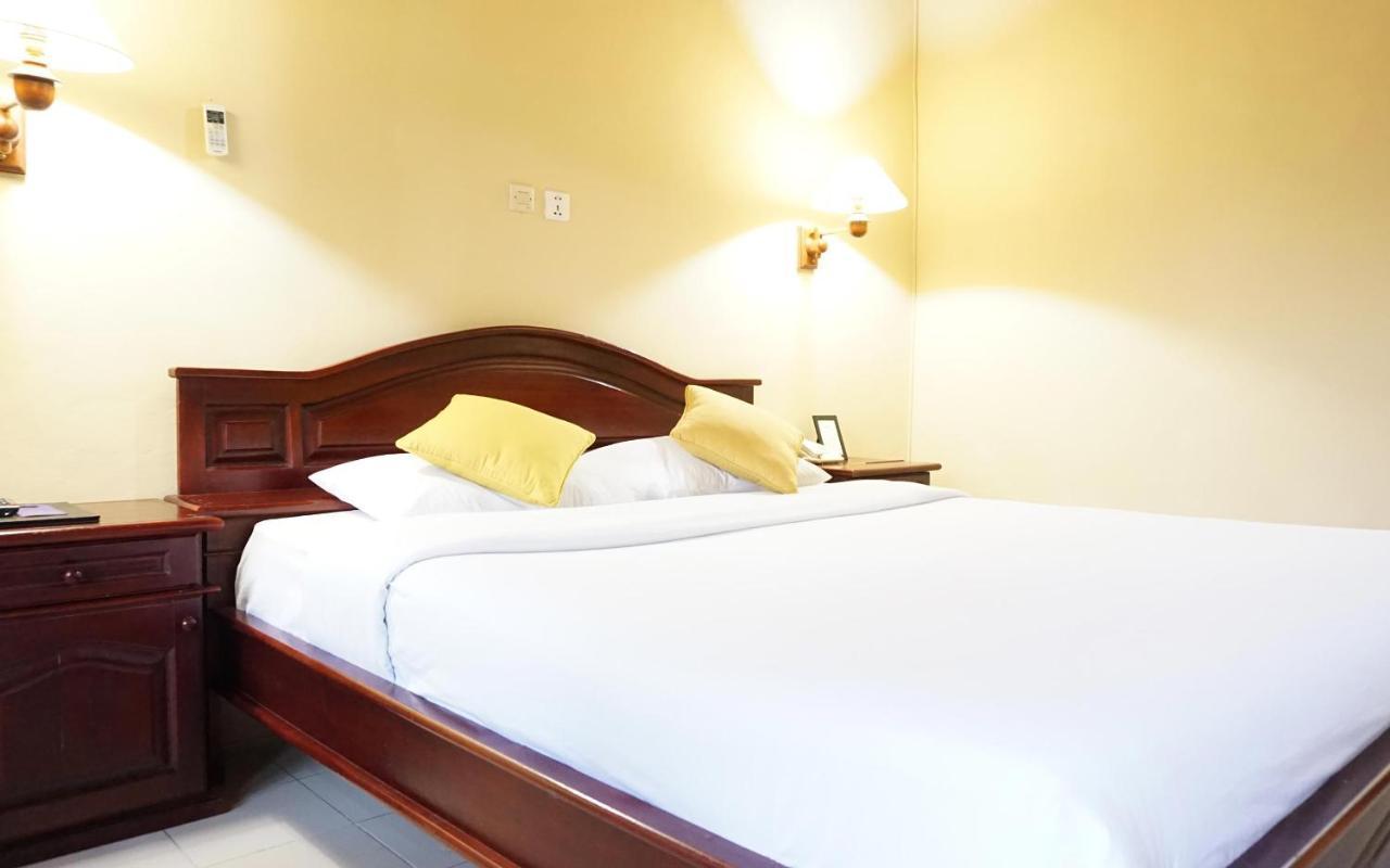 Masainn Hotel Kuta Кута Экстерьер фото