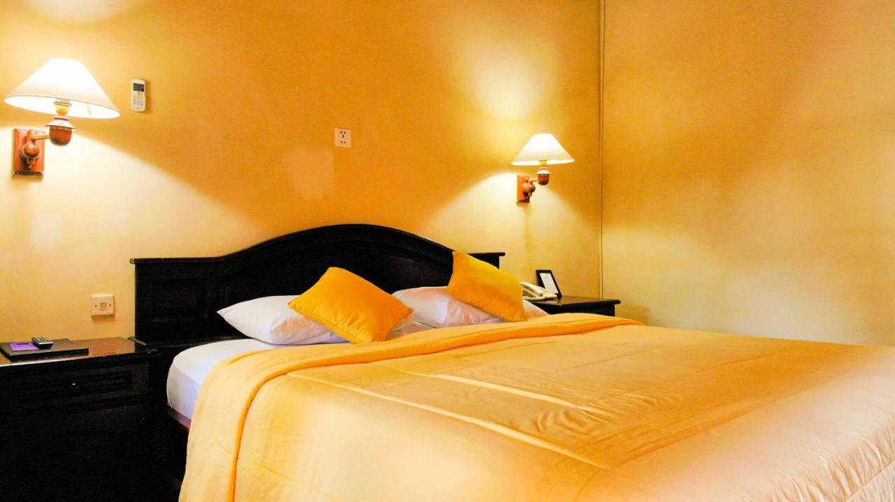 Masainn Hotel Kuta Кута Экстерьер фото